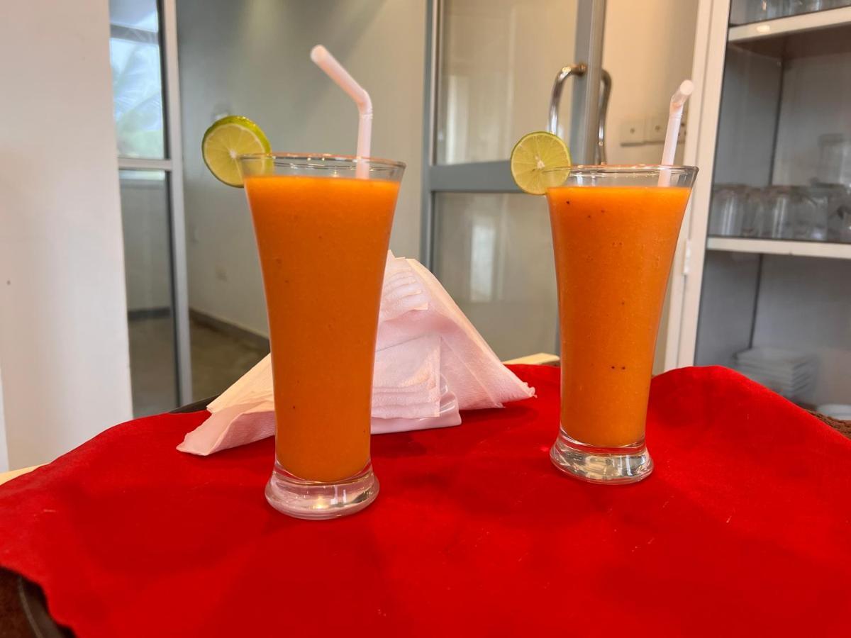 Top Secret Beach Hotel Matara Bagian luar foto