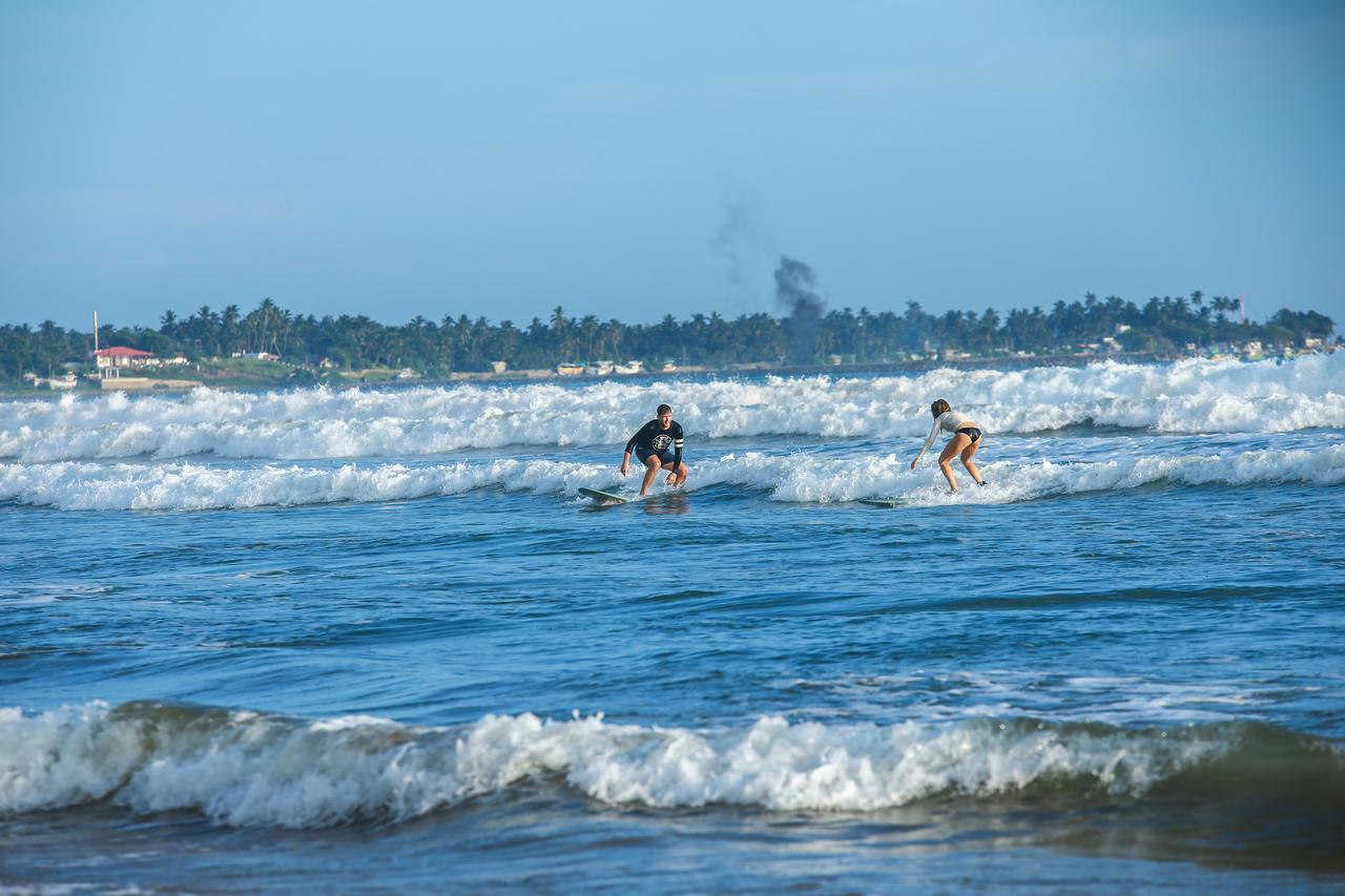 Top Secret Beach Hotel Matara Bagian luar foto