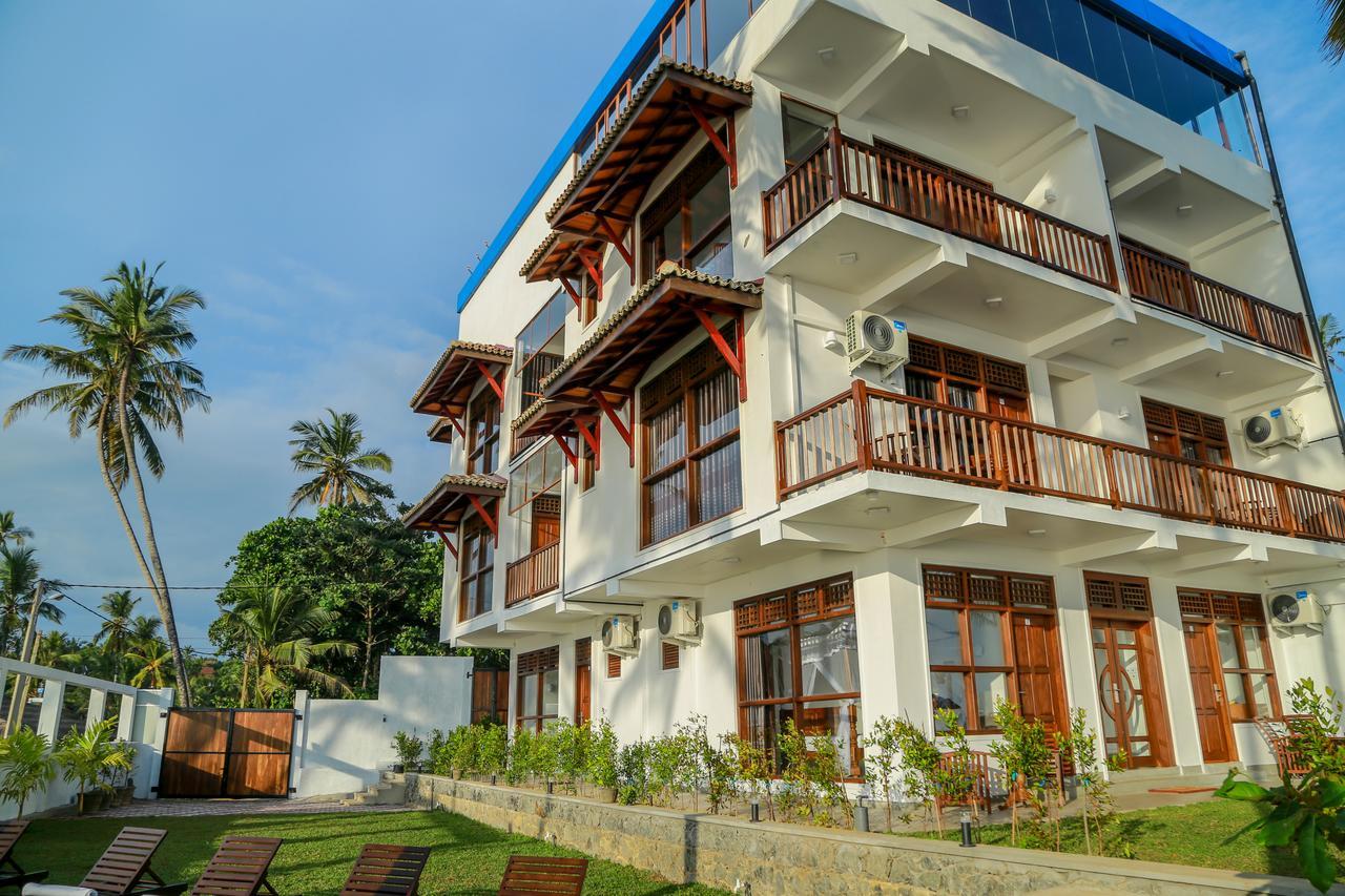 Top Secret Beach Hotel Matara Bagian luar foto